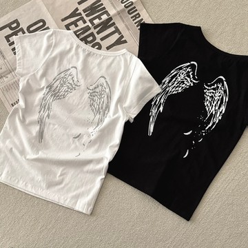 【FJstore】韓國 Fancy Club 後背天使翅膀 短T 短踢 短袖上衣 女生短袖 女上衣 T恤