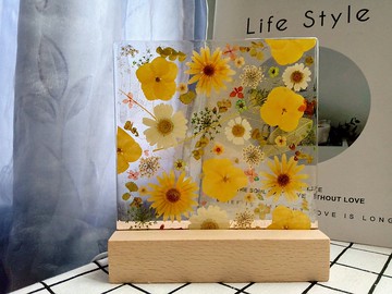 手作押花療愈LED小夜燈 - 黃色暖心花朵小夜燈