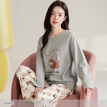 成套睡衣【棉柔舒適】小狗遊行 印花圓領寬版長袖長褲 居家服 24110