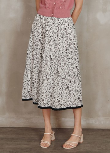 柔白純淨印花切接層次裙