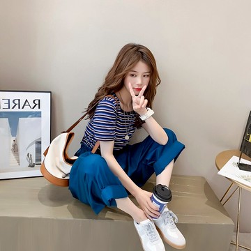 【協貿國際】洋氣網紅氣質職業套裝女神范休閑時尚兩件套夏季法式復古