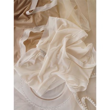 愛上夏天~超輕薄~冰絲內褲女夏季薄款無痕涼感女士大碼中腰三角褲