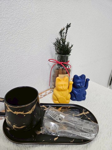 幸福買取??WICKER ROCKING微笑曲線叉子(小款)