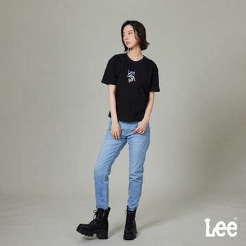 Lee 女款 401 中腰標準小直筒牛仔褲 淺藍洗水｜Modern