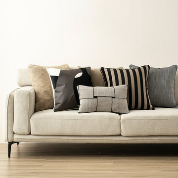 『百貨屋二號』現代簡約輕奢抱枕黑咖色靠枕摩登都市客廳沙發靠墊高級感酒店靠包