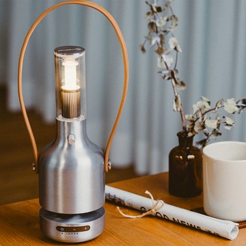 日本 多功能360°藍芽音響 - 醺酒瓶 藍芽音響