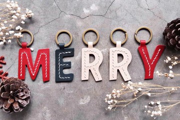 頭文字A至Z 字母鎖匙扣 好好縫 皮革材料包 鑰匙圈 意大利 植鞣