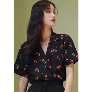 港味復古印碎花西裝v領短袖襯衫女夏法式別致上衣設計感小眾韓版