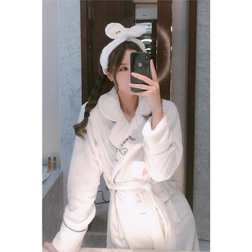 女可愛保暖法蘭絨長款家居服睡袍