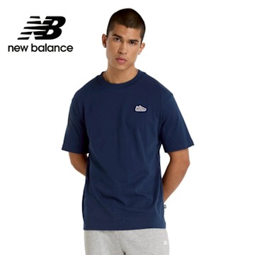 【New Balance】574刺繡布章短袖上衣_男性_藍色_MT51962NNY