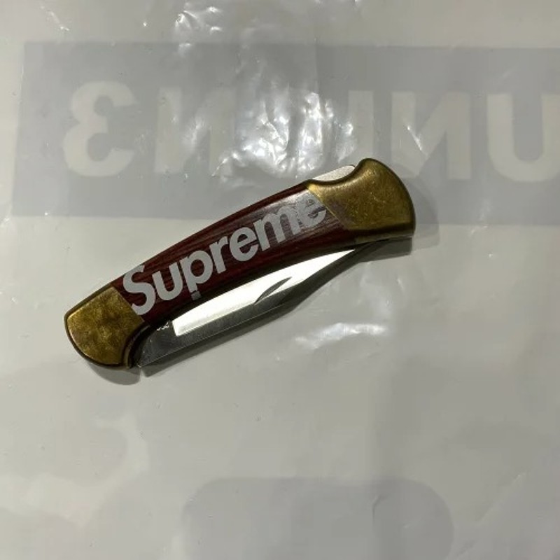 Supreme knives buck ナイフ 売り切り dev.echoppes-web.clients.sdv.fr