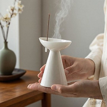 熱賣推薦🔥羊脂玉白瓷日式茶道小號迷你香爐禪意復古室內香器陶瓷文創線香插l2xl