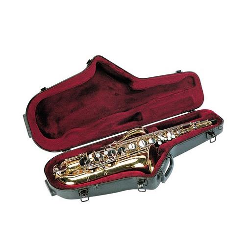 ABS樹脂の一体成形により非常に軽量で頑丈！SKB エスケービー   Tenor Sax  テナーサックス用ケース 1SKB-450