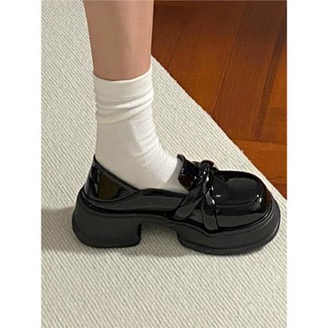 小皮鞋設計感女款小眾2025年秋冬新款小香風配裙子百搭34碼英倫風