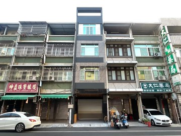 專-武廟商圈｜近輕軌｜臨路12米｜整棟翻新透天｜高雄市苓雅區福德一路