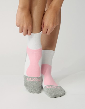 輕壓力流線型氣墊襪- 白