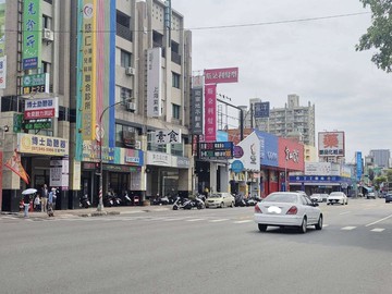 漢神巨蛋旁稀有釋出★21米路上★面寬7米5｜高雄市左營區文自路