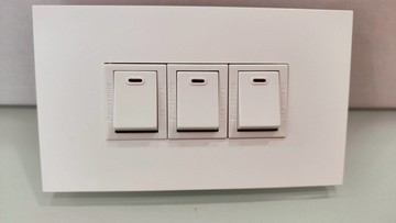 Panasonic國際牌日本製so-style三開組3路(指示燈)白