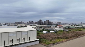 鳥松華鳳特區國7下高潛力優質農地｜高雄市鳥松區大脚腿段