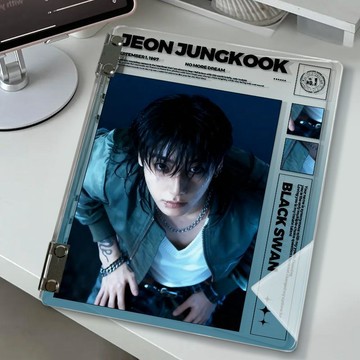 🍀臺灣出貨🍀bts田柾國卡冊應援a5九宮格亞克力硬殼加厚活頁小卡相冊擺件穀子