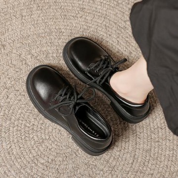 真皮黑色小皮鞋女英倫風平底秋冬通勤系帶厚底單鞋深口職業工作鞋