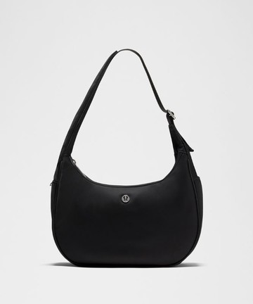 City Essentials Shoulder Bag 4L