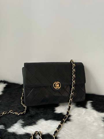 中古包 CHANEL 香奈兒 圓環CC斜揹袋
