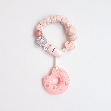 客製化 AYNSLEY 粉紫色 奶嘴鍊夾 甜甜圈固齒器 / 奶嘴鏈可套香