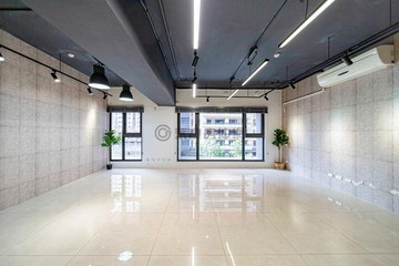 美術館特區｜美術皇居｜邊間雙套房雙平車｜高雄市鼓山區美術北五街