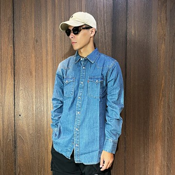 美國百分百【全新真品】Levis 長袖襯衫 牛仔 丹寧 男款 上衣 休閒 素面 牛仔襯衫 藍色 F491