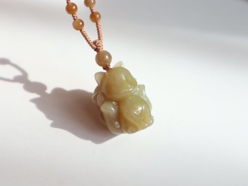 天然新疆糖料和田玉九尾狐吊墜項鏈 立體小萌狐 脂粉厚闢邪保平安