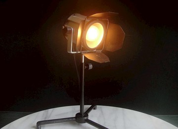 【老時光 OLD-TIME】早期二手台灣製攝影投射燈造型桌燈