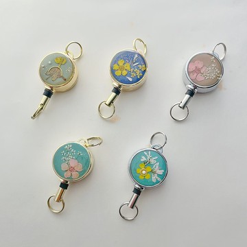 畢業禮物 乾燥花伸縮扣 皮革頸繩 - 識別證 / 鑰匙圈 / 悠遊卡