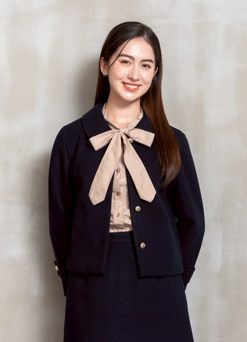 暖柔氣息仿毛翻領短大衣