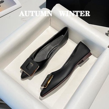 方扣黑色單鞋女平底淺口2023年新款春季小香風鞋子尖頭軟底瓢鞋春