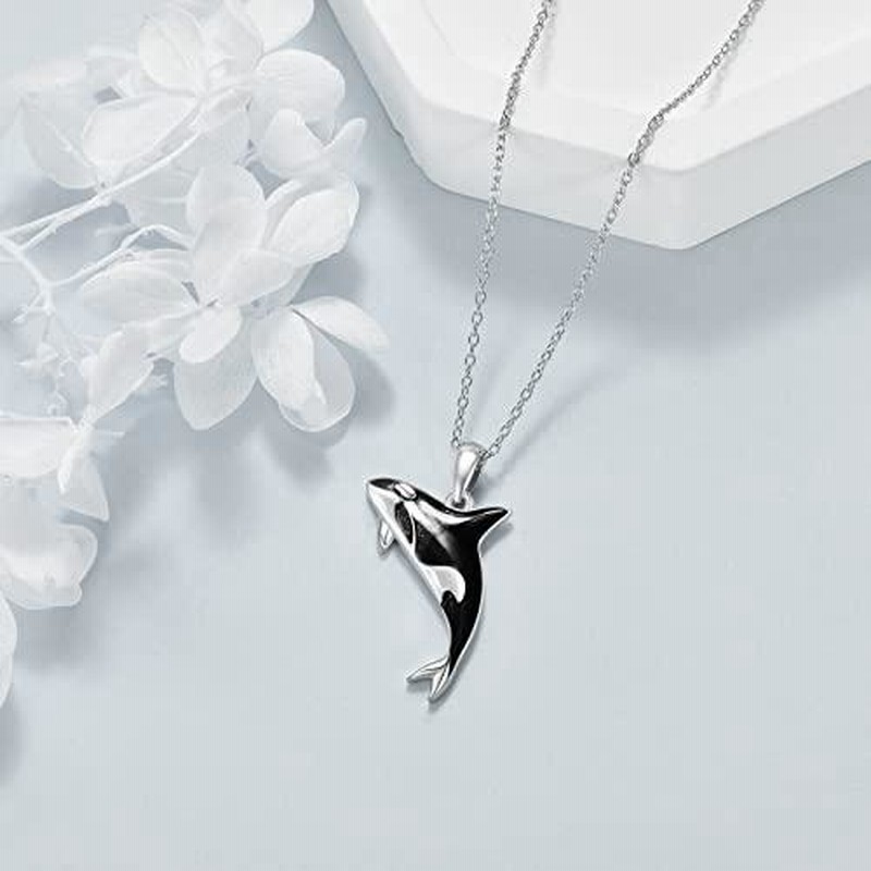 S925 シルバー製ネックレス　ピアス　クジラ　シャチモチーフ夏　水族館　海　魚 S925 シルバー製ネックレス ピアス クジラ シャチモチーフ夏