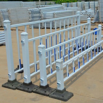 免運 道路護欄 人行道防撞 市政道路市政護欄馬路人行道防撞安全柵欄圍欄交通公路隔離停車場 可開發票 全館五折 工廠現貨直銷 新品特價 b8304