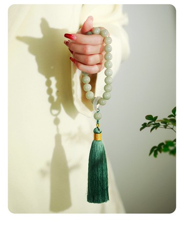 佘太翠手持佛珠手串女玉石念珠跑環流蘇天然原石把件新款手鏈手捻