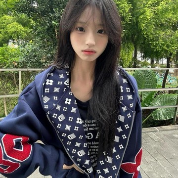 ✨MY女裝2026美式復古輕奢連帽開衫衛衣校園風情侶款休閒拉鍊式跑步外套
