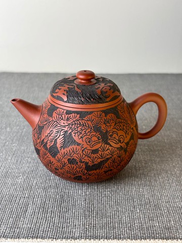 台灣名家黃冠霖【朱泥】手拉坏 梨型 雕刻壺11