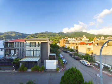 國泰三角窗百坪土地、大庭院透天｜台北市北投區中和街