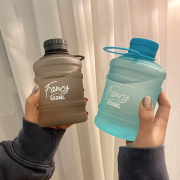 ❤特惠韓國新款ins水杯女學生塑料耐摔大容量網紅耐高溫便攜帶迷你水桶塑料可愛搞怪桶裝健身水杯女創意水壺
