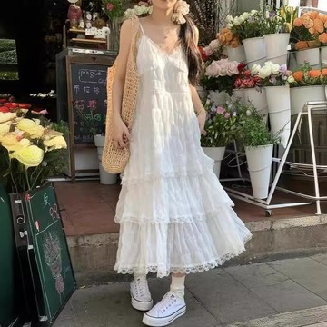 B112 CU🇰🇷現貨🧚‍♀️蕾絲蛋糕裙🧚‍♀️渡假感小仙女細肩帶蕾絲蛋糕裙/吊帶裙/中長裙/連身裙