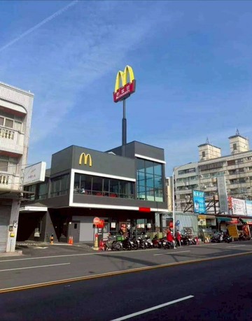 2680萬5房電梯別墅｜雙車位＋雙學區！｜台中市豐原區田心路二段