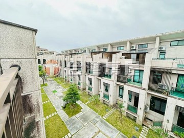 縣政明星學區車庫中庭別墅-鄰近縣政高鐵特區｜宜蘭縣宜蘭市縣政五街