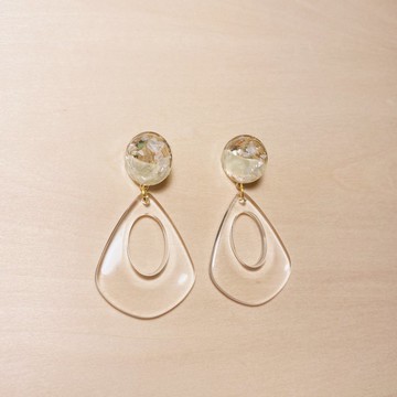 復古綠碎貝殼鏤空水滴耳環