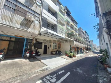 草衙捷運站SKM OUTLET6套房收租透天｜高雄市前鎮區南衙路南二巷