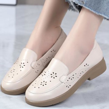 小碼女鞋313233單鞋女204新款洞洞皮鞋平底樂福鞋夏季鏤空媽媽鞋