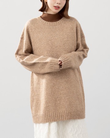 素面圓領毛絨針織長版毛衣-咖啡