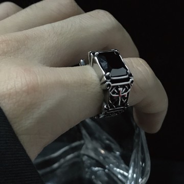 方形十字寶石戒指 鈦鋼戒指 開口可調 中性款 潮風寬版戒 個性情侶飾品  健太選物⋆˖°